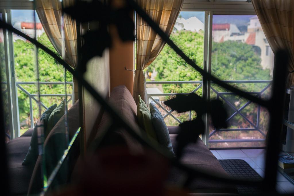 Cozy Accommodations Kingston Ngoại thất bức ảnh